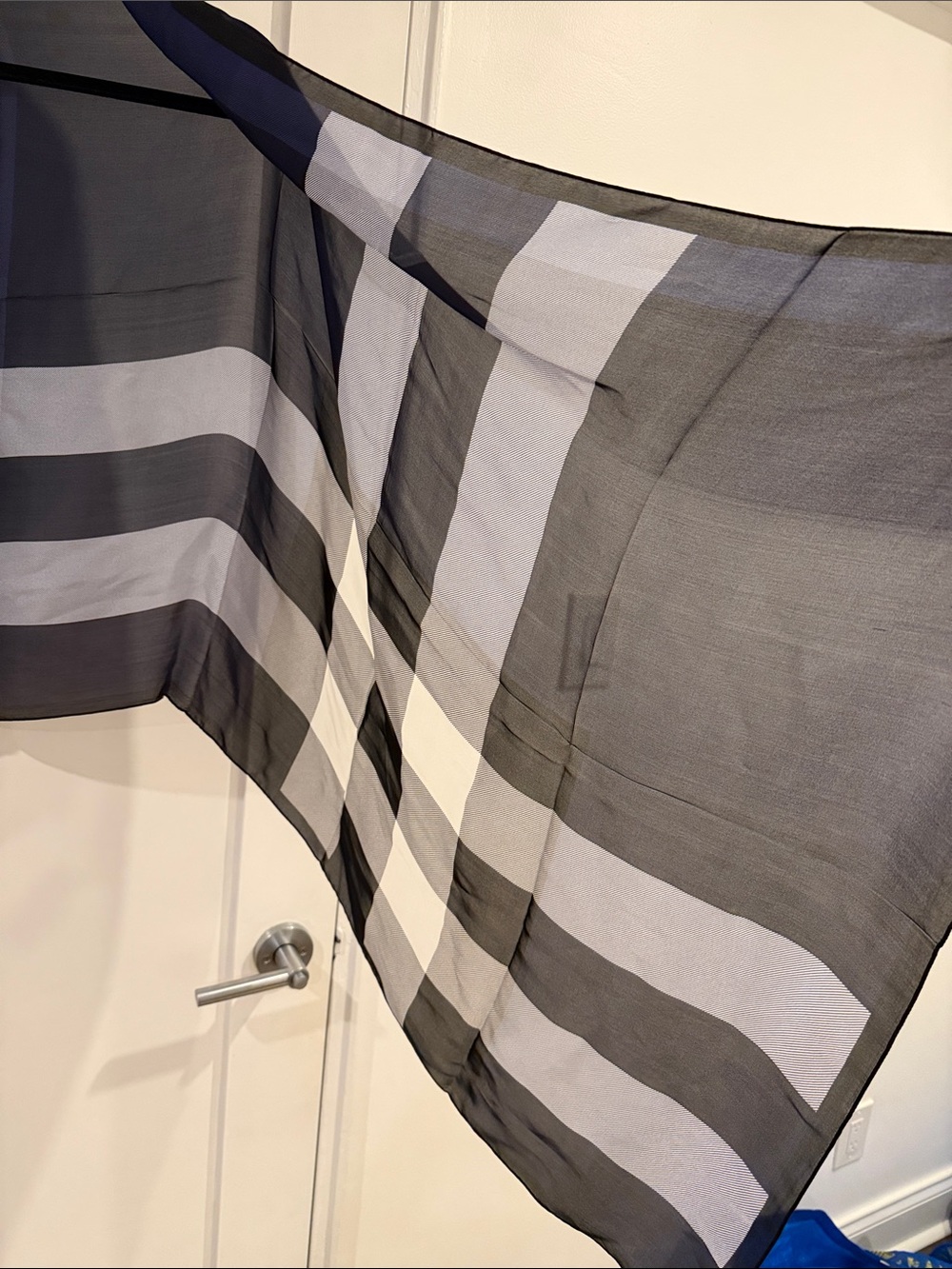 NWT. Burberry Mega Check Silk Scarf. - Picture 10 of 10
